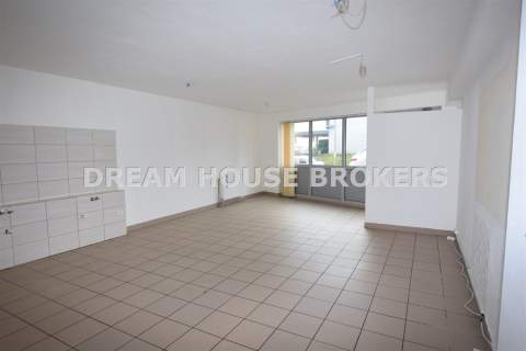 Lokal na Broniewskiego 120 70 50 m2