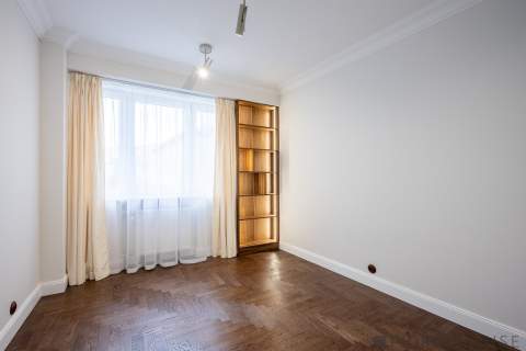 PIĘKNY, NOWY apartament w odnowionym budynku