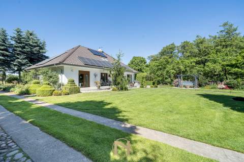 Dom na sprzedaż, 241,14 m2, Ośno Lubuskie