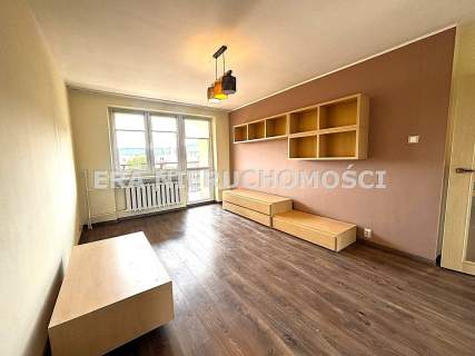 Storczykowa, 3 pokoje, cegła do wejścia