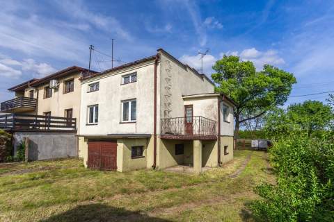 Dom 190 m z działką 835 m blisko centrum Łasku