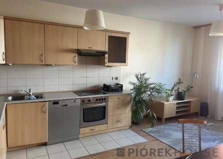 3-pokojowe mieszkanie na Pradze-Północ