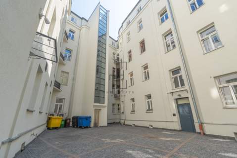 Piękna Kamienica Frascati Wysokie Winda