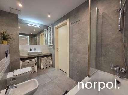 3 pokoje, balkon, basen, gym, sauna, parking, ogród Angel Wawel,...
