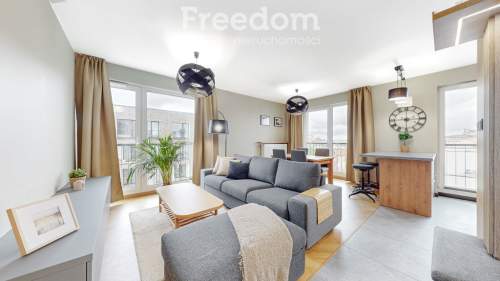 Czteropokojowy apartament z tarasem - Centrum