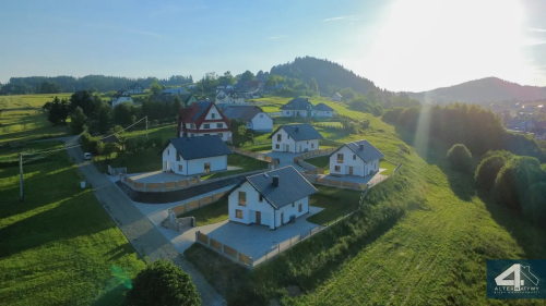 Dom w Lipnicy Wielkiej z widokiem na Babią Górę