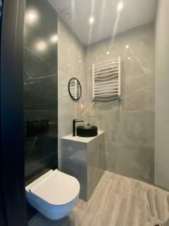 1000 M2/ 10 mieszkań/ 7 lokali/ Pakiet