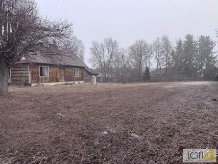 Drewniany dom z duszą na 17-arowej działce