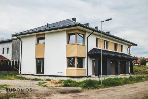 Nowoczesny dom pod Tarnowem, Wierzchosławice