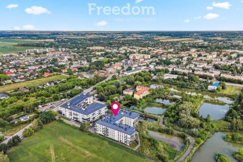 3 pokoje z balkonem i widokiem na stawy 72,5 m 