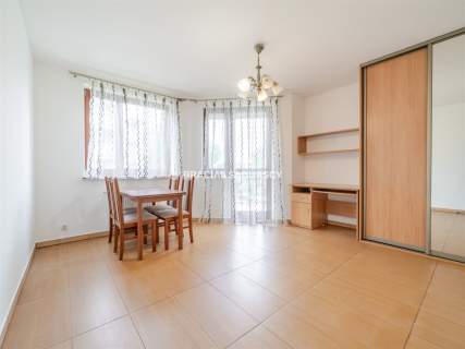 2 pok oddzielne 48m2 z garazem