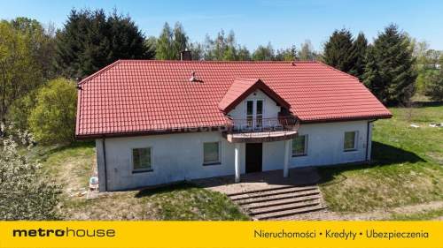 Obszerna działka, dom oraz stajnia - Kamienica