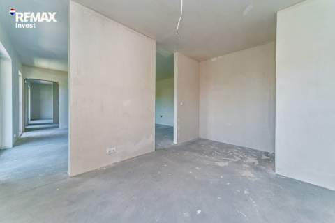 Mieszkanie z balkonem i garderobą