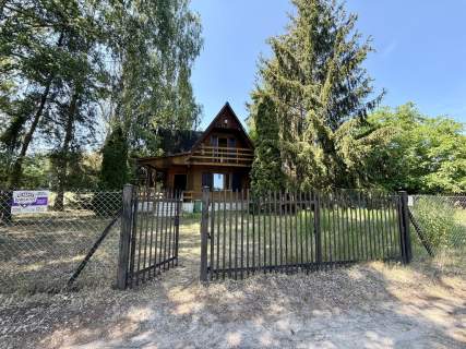 Domek całoroczny z prywatnym laskiem - Adamów