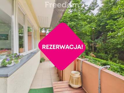 Parter z dużym balkonem i widokiem na zieleń
