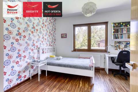 Dom wolnostojący w środku lasu 235m2 basen, sauna