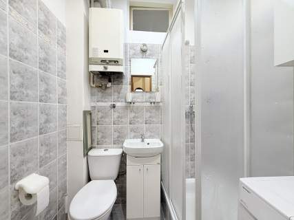 przestronna balkon ogrzewanie miejskie