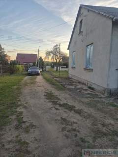 Dom Siennica / Dom do remontu/ działka usługowa