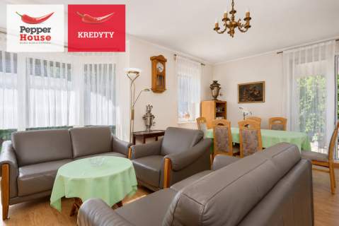 Dom wolnostojący z garażem i drewutnią I Rumia