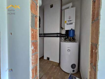 Nowoczesny bliźniak, 6-pokoi, ogródek i garaż