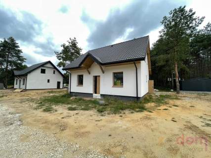 OSTATNI DOM NA OSIEDLU W NIWKACH DALESZYCKICH