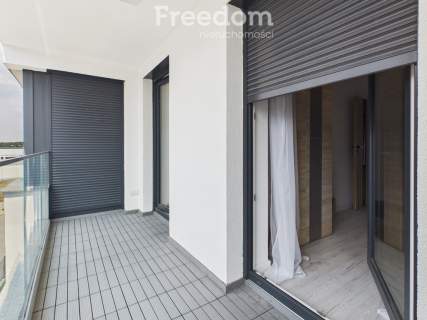 Dwupoziomowy apartament z antresolą 69.6 m2