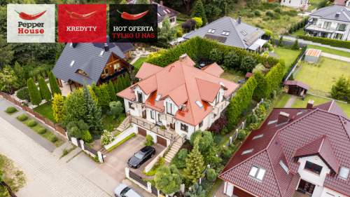 Dom w prestiżowej dzielnicy willowej