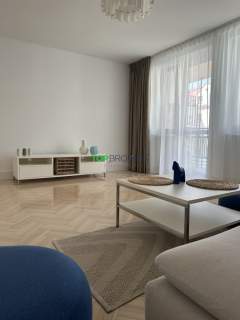 Komfortowe 2 pokoje z oddzielną kuchnią
