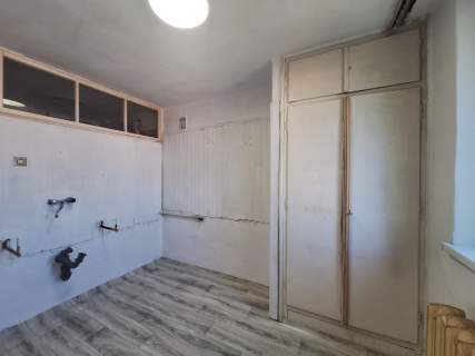 2 POKOJE 49,7 m 2 PIĘTRO UL. PARTYZANTÓW