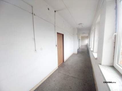 Kompleks magazynowo-biurowy 2078 m Promnik