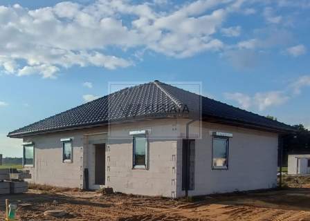 Parterowy dom w Osieku Ostatni środkowy