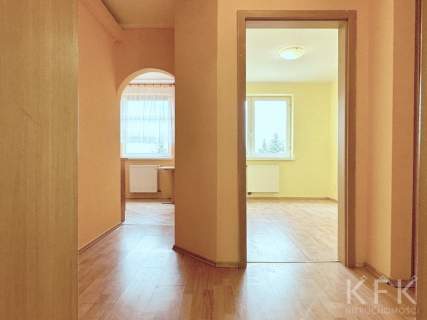 Wysoki Parter Balkon Teren Zamknięty BliskoCentrum