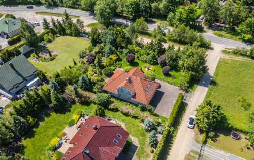 Wyjątkowy dom z ogrodem blisko jeziora i lasu