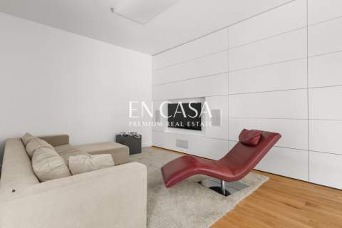 Dom na zamkniętym osiedlu ponad 400 m2 Wilanów