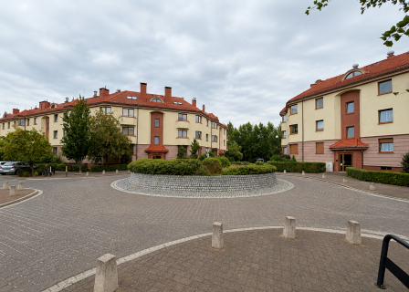 Dwupoziomowe / przestronne 3 pok. antresola / klimatyzacja