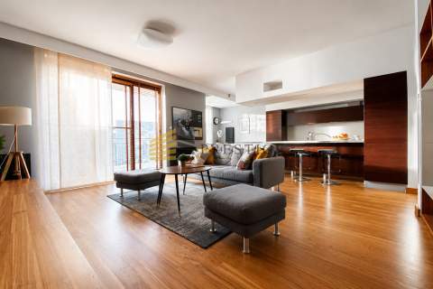 Przestronny 4-pokojowy apartament Wilanów