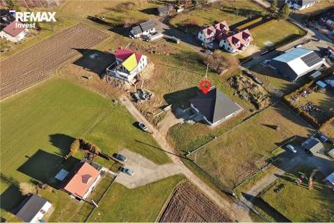 Parterowy, przestronny dom -Dębowiec