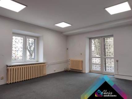 Lokal biurowy w cenie z mediami.1000-lecie