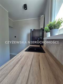 KOMFORTOWE PRZY UL. ORZESZKOWEJ 7, DRUGIE PIĘTRO 