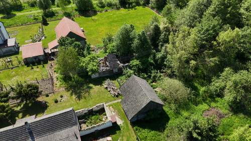 Na sprzedaż działka ok. 6 arów ze starym domem do rozbiórki