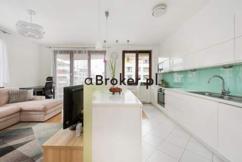 Piltza 84 m2 4 pokoje balkon garaż