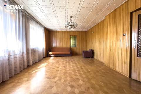 Duży dom i duża działka przy DW780 pierwsza linia