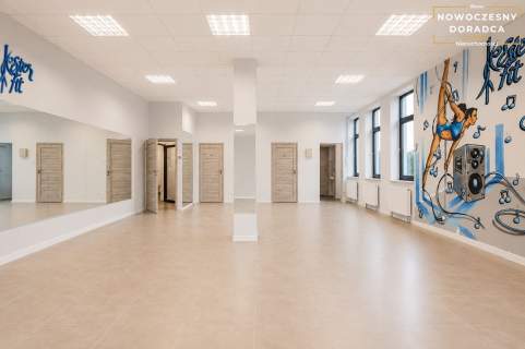 Lokal 98,67m I piętro, winda, parking Lubels