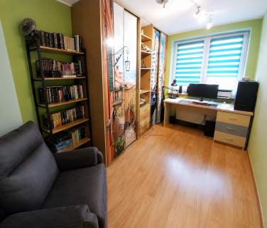 4-pokoje/76,9 m /klimatyzacja/balkon/parking