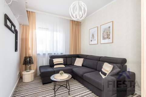 ul. Szamotulska, 2 pokoje, balkon, m.postojowe