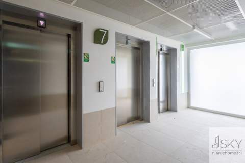 Hallera - kawalerka dla studenta z balkonem