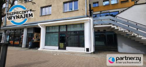 Lokal 86m2 z dużą witryną na Świętojańskiej