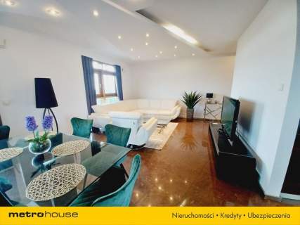 Przestronny apartament 3 min od metra Dw. Gdański