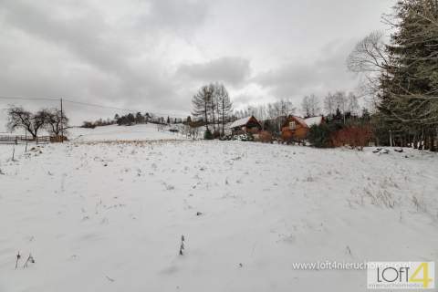 Widokowa działka inwestycyjna w Bieszczadach.