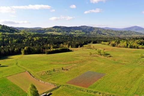 Widokowa działka w Beskidach